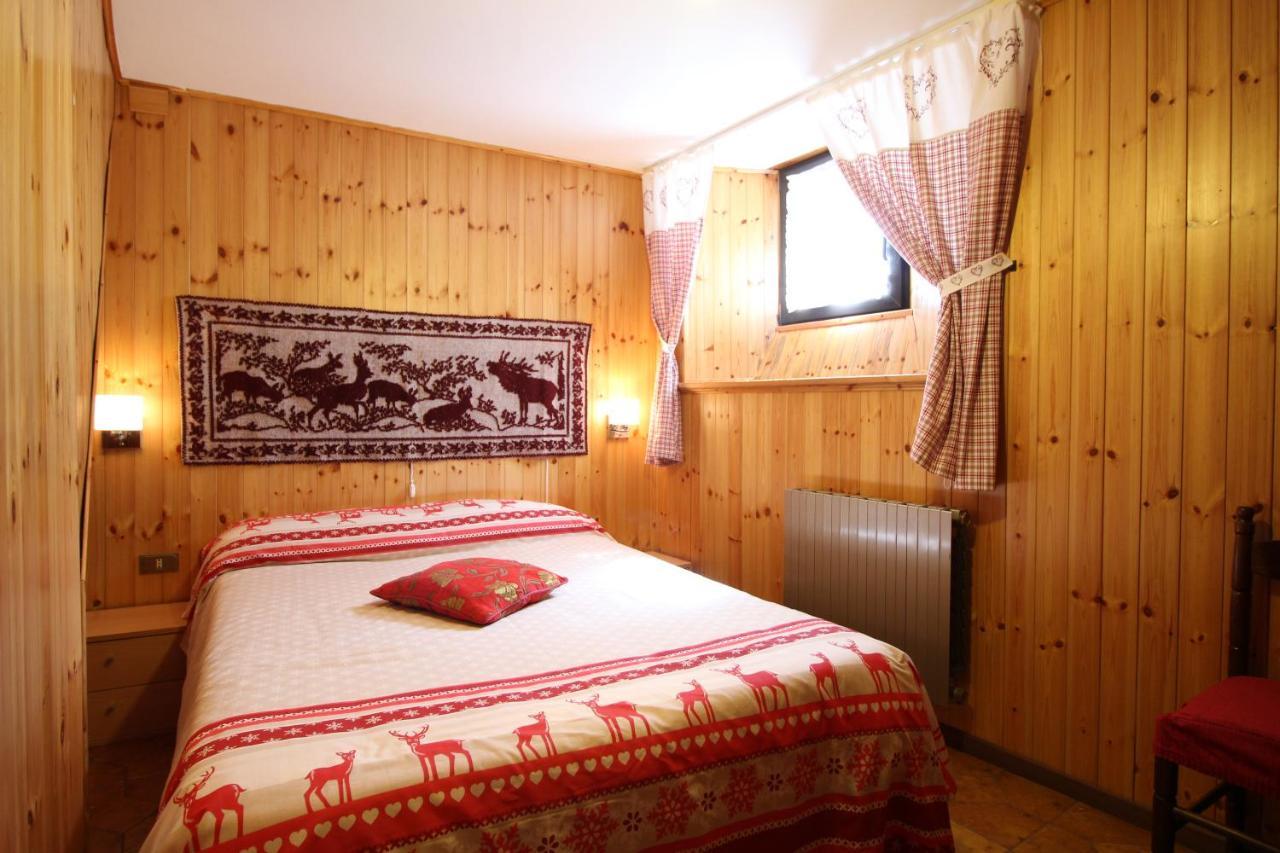 Lo Stambecco Holiday Apartment - Affitti Brevi Italia Brusson Exterior foto