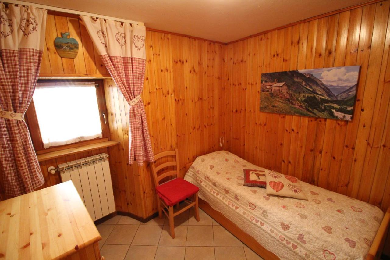 Lo Stambecco Holiday Apartment - Affitti Brevi Italia Brusson Exterior foto